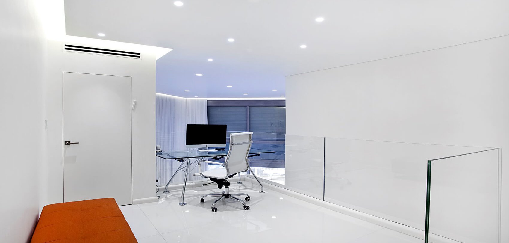 עיצוב סלון יוקרתי בדופלקס בפתח תקווה