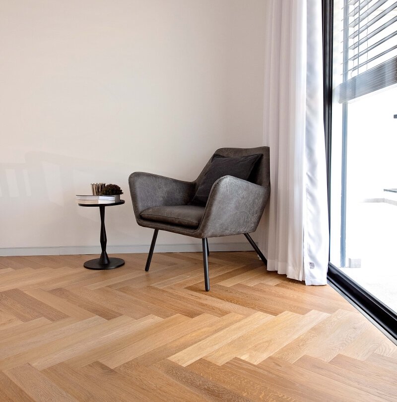 עיצוב פינת ישיבה לוילה ברחובות