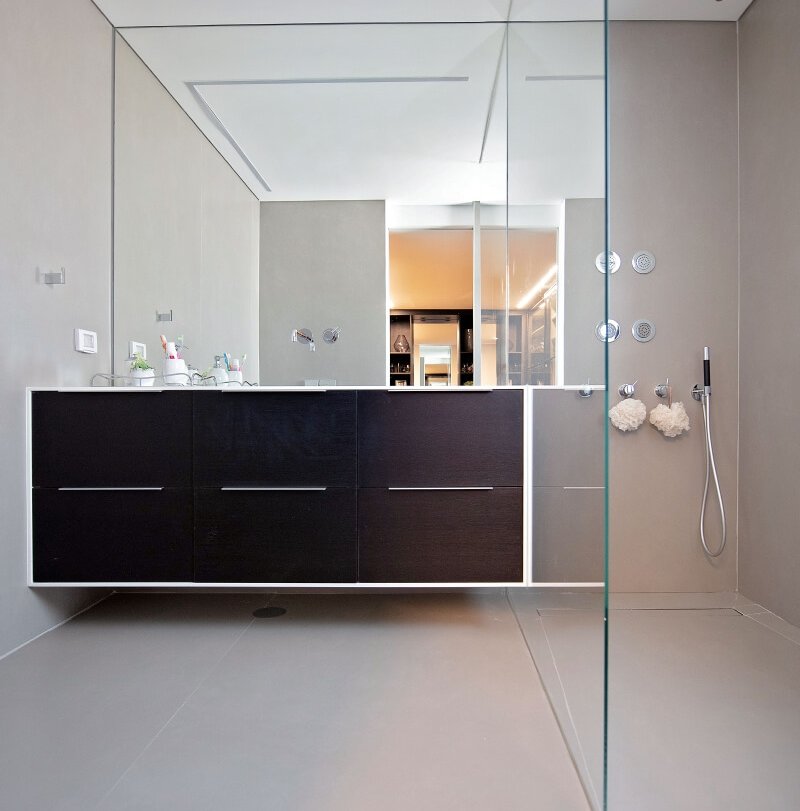 עיצוב פנים חדרי אמבטיה בווילה ברחובות