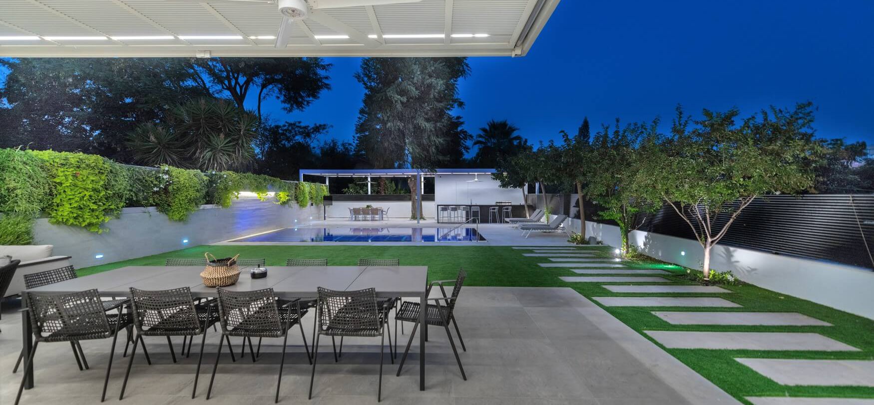 עיצוב וילה ברחובות - דניאל וקנין