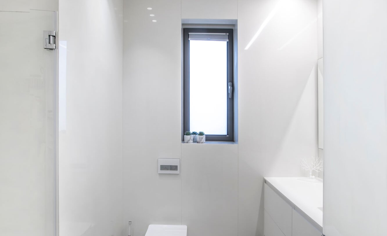 עיצוב חדר אמבטיה בדירת יוקרה - עיצוב פנים דניאל וקנין